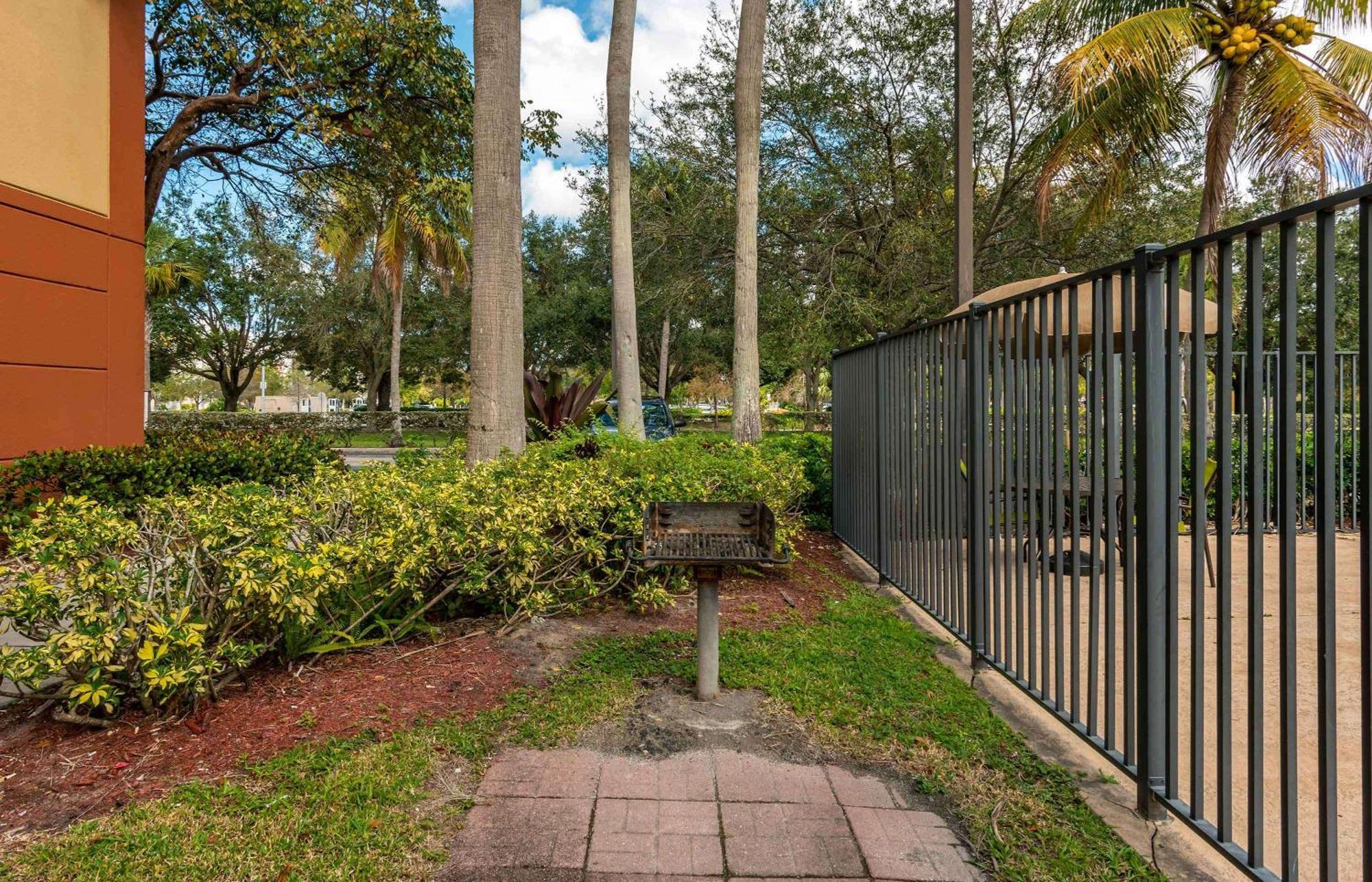 Extended Stay America Suites - Fort Lauderdale - Plantation Exterior photo